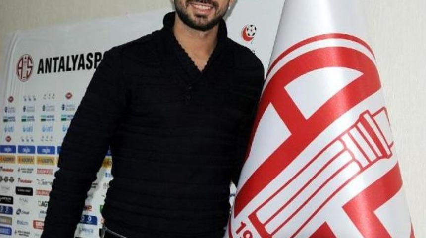 Can Arat, Antalyaspor'a Imza Attı