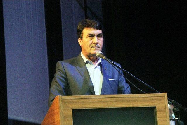 Zeki Müren Bursa’da Şarkılarıyla Anıldı