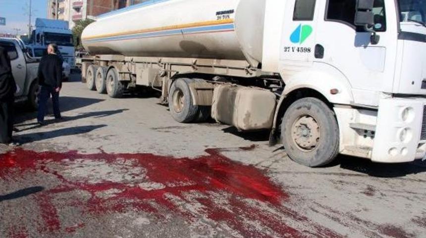 BELEDİYE ZABITASI BAŞIBOŞ İNEĞİ CADDEDE KESTİ