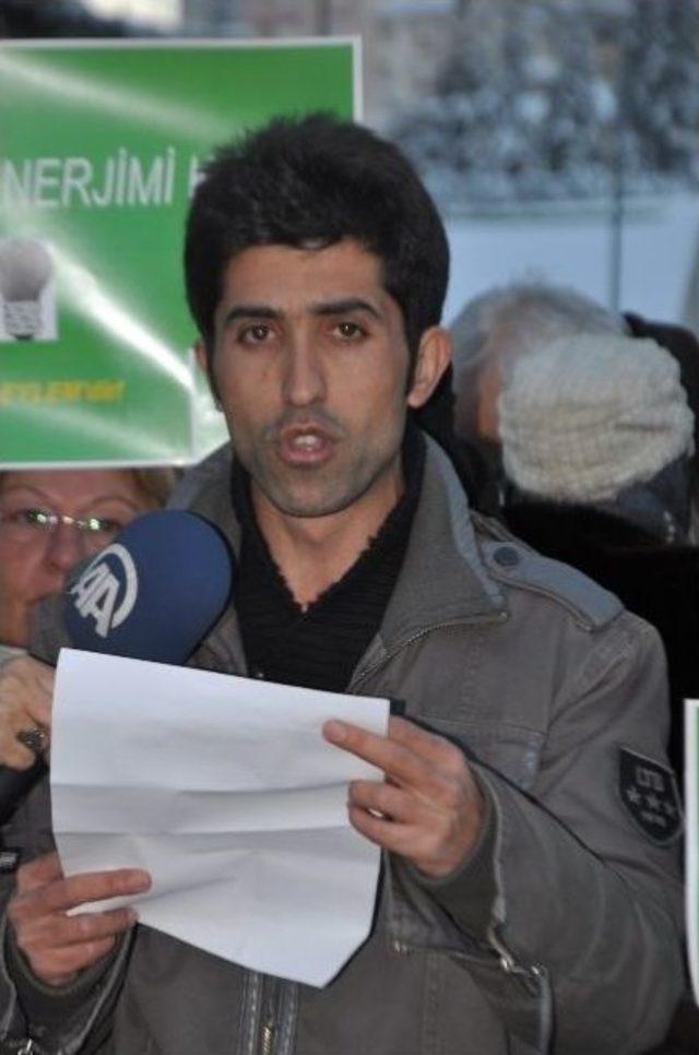 Elektrik Kesintilerini Protesto Ettiler 1