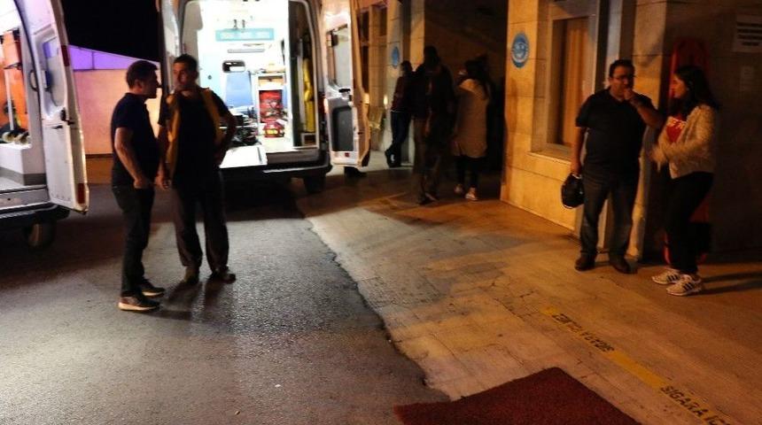 18 Yaşındaki Ayb&uuml;ke&rsquo;ye, Yolun Karşısına Ge&ccedil;erken Otomobil &Ccedil;arptı