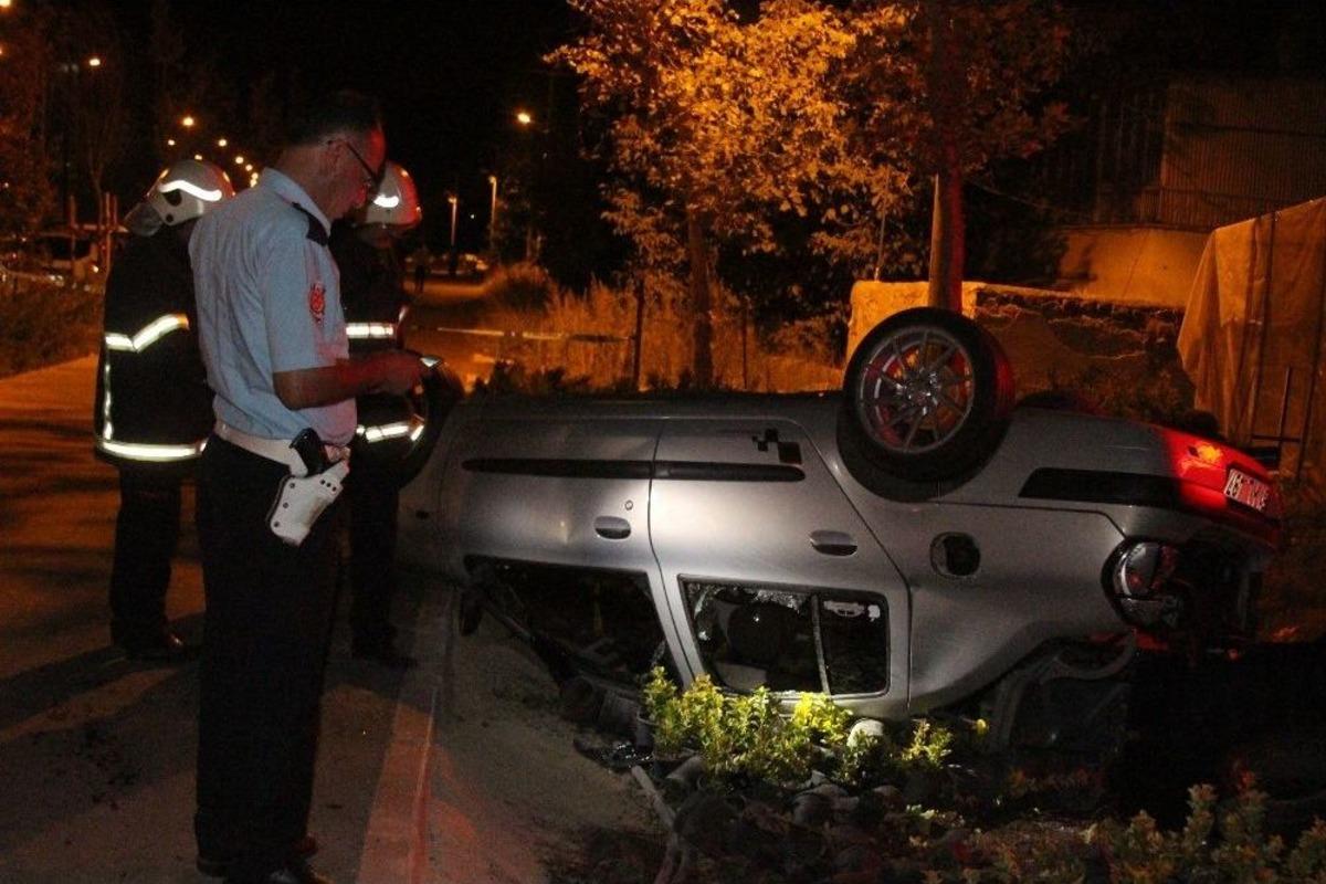 Niğde&rsquo;de Aynı Anda İki Ayrı Kaza: 4 Yaralı