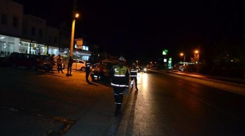 Hafif Ticari Aracın &Ccedil;arptığı &Ccedil;ocuk, Ağır Yaralandı