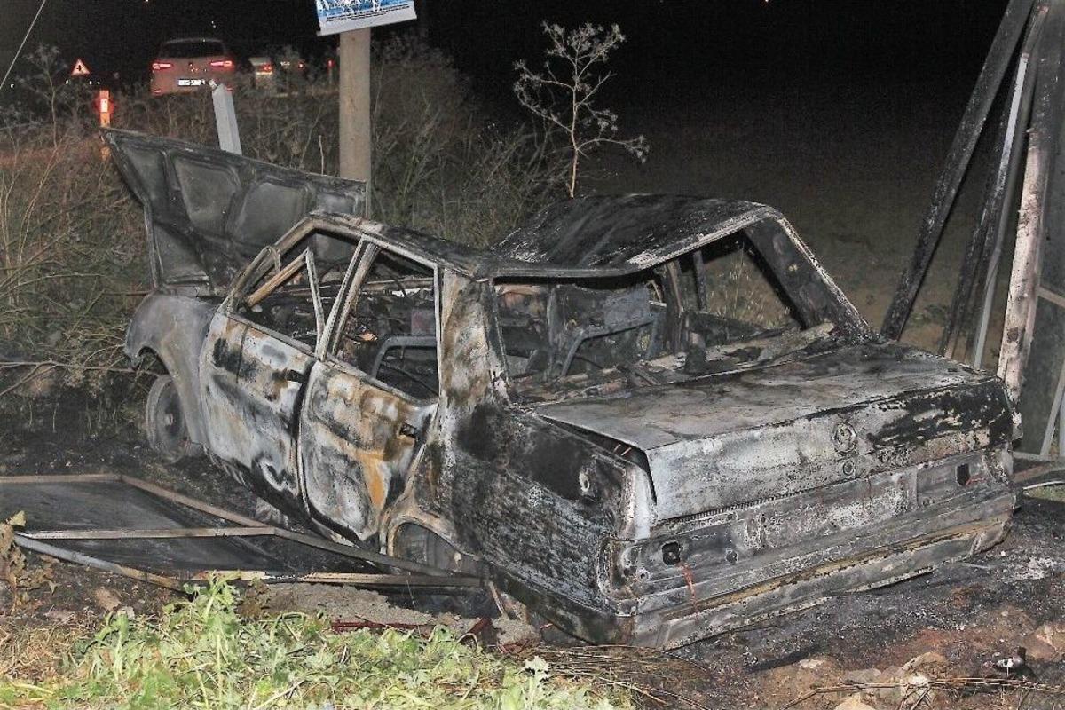 Bu Otomobilden Sağ &Ccedil;ıktı