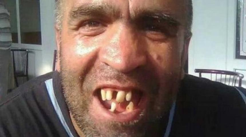 Tekstilcinin L&uuml;ks Aracı Karda Kaydı: 1 &Ouml;l&uuml;