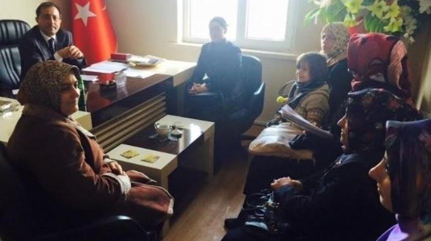 Ak Parti Van Edremit İl&ccedil;e Başkanı Bayramoğlu Muhtarlarla Bir Araya Geldi