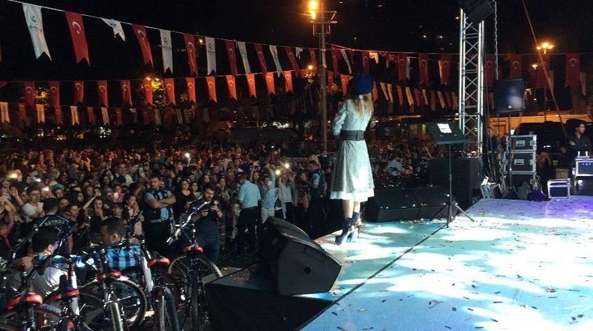 Beykoz&rsquo;da 645 &Ccedil;ocuğa S&uuml;nnet Ş&ouml;leni