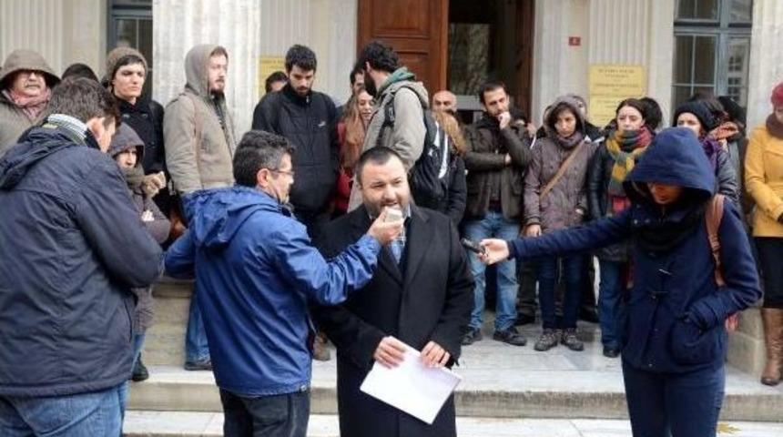 &lsquo;KIRMIZILI KADIN&rsquo;A DESTEK A&Ccedil;IKLAMASI