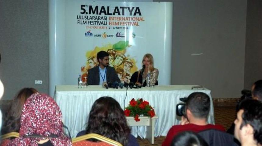 NASTASSJA KINSKI: İLK GELDİĞİMDE İSTANBUL'DA KAYBOLDUM