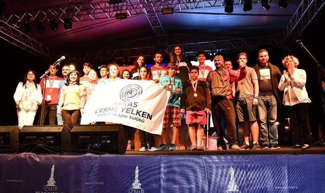 K&ouml;rfez Festivalinde &Ouml;d&uuml;l Coşkusu 1