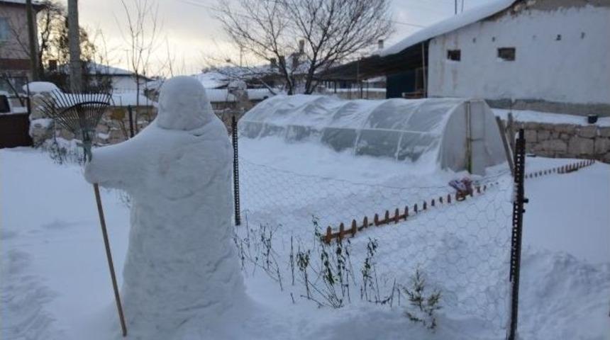 Azimli &Ccedil;ift&ccedil;inin Soğukla M&uuml;cadelesi