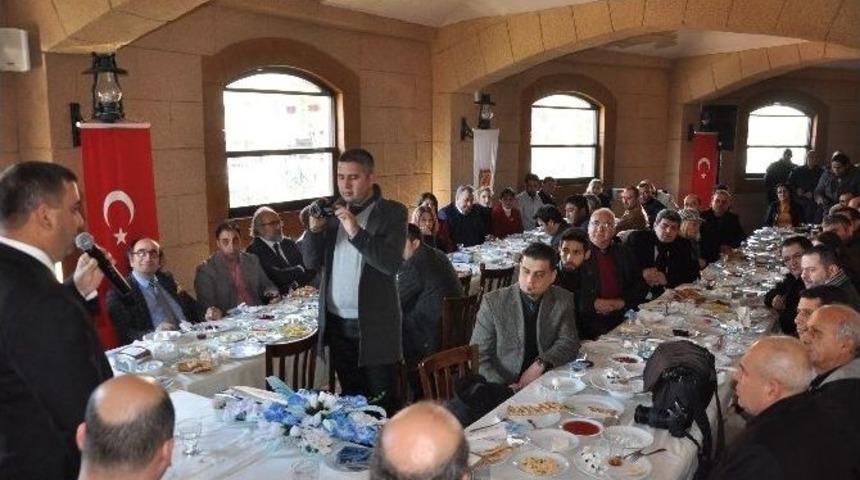 Başkan Can: &ldquo;gazetecilik Zor Ve G&uuml;zel Bir Meslek&rdquo;