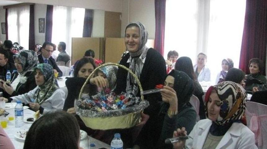 Namık Kemal&rsquo;de Anlamlı Jest