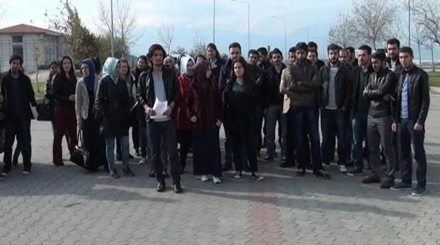 KAHRAMANMARAŞ'TA &Ouml;ĞRENCİLERDEN FORMASYON EYLEMİ