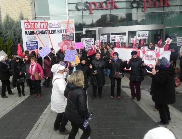 ESKİŞEHİR DE KADINLARDAN ŞİDDETE KARŞI ŞARKILI Y&Uuml;R&Uuml;Y&Uuml;Ş 3