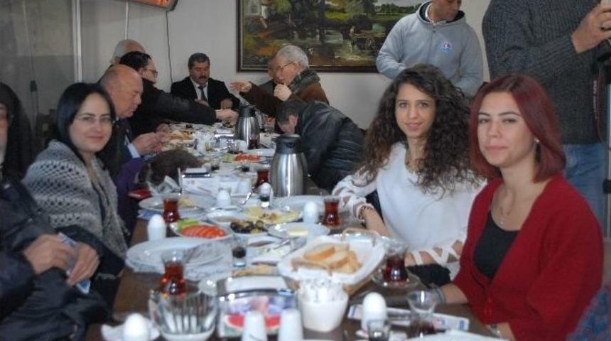 10 Ocak &Ccedil;alışan Gazeteciler G&uuml;n&uuml;