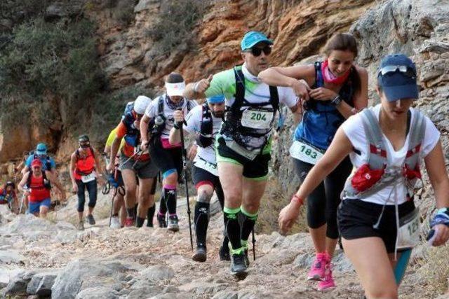 Likya Yolu Ultra Maratonu Fethiye'den Başladı
