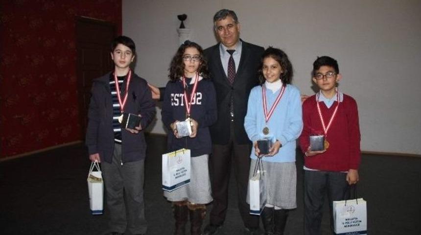 Ekmek İsrafını Anlatıp &Ouml;d&uuml;l Kazandılar