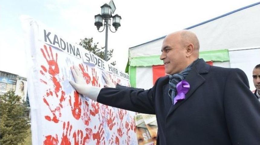 Ali Korkut,"kadına Şiddeti Kınıyorum"