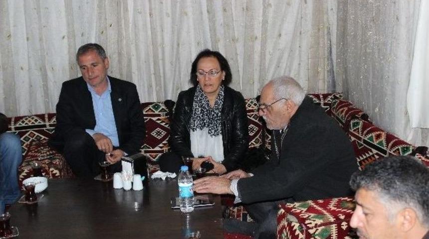 Yılmaz G&uuml;ney&rsquo;in Mezarının T&uuml;rkiye&rsquo;ye Getirilmesi