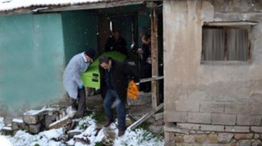 81 Yaşındaki Kadın Evinde &Ouml;l&uuml; Bulundu