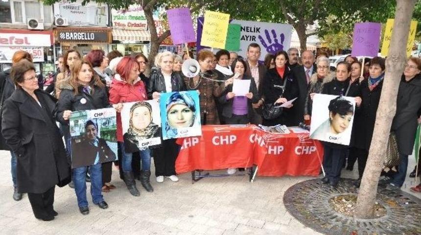 Chp&rsquo;li Kadınlar "şiddete Son Vermek İ&ccedil;in" Sokakta