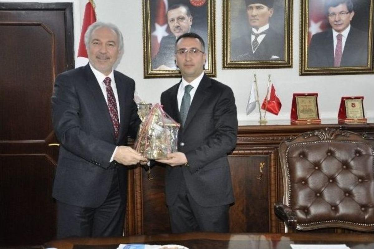 D&ouml;rt Belediye Başkanı Siverek&rsquo;te