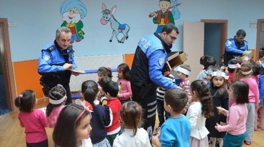 Erzincan Emniyeti Miniklere Trafik Bilincini Oluşturuyor