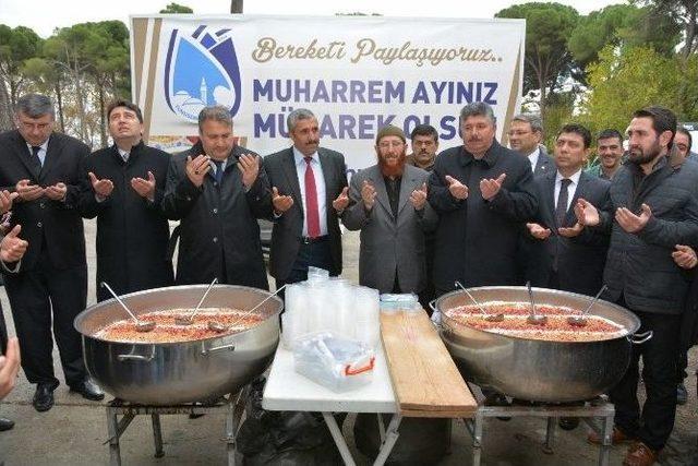 Başkan Çerçi Çocukları Sevindirdi