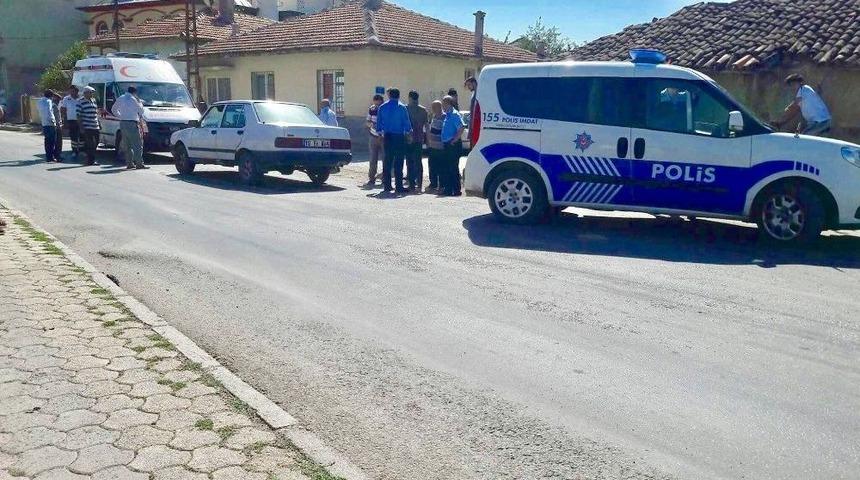 6 Yaşındaki &Ccedil;ocuğa Otomobil &Ccedil;arptı