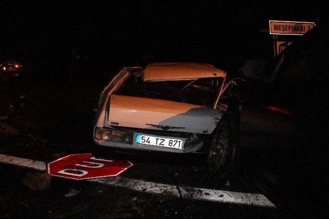 Sakarya&rsquo;da Trafik Kazası: 2 Yaralı 2