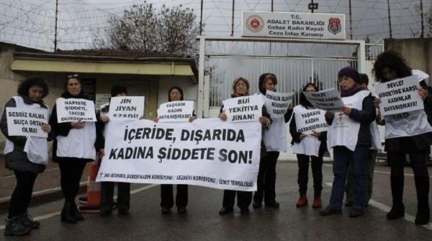 CEZAEVİ ÖNÜNDE 'KADINA ŞİDDET' PROTESTOSU