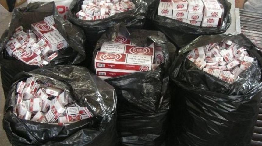 Polis, Otobanda Ka&ccedil;ak&ccedil;ılara Ge&ccedil;it Vermiyor