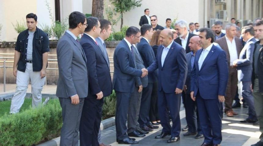 Başbakan Yardımcısı Işık Diyarbakır&rsquo;da