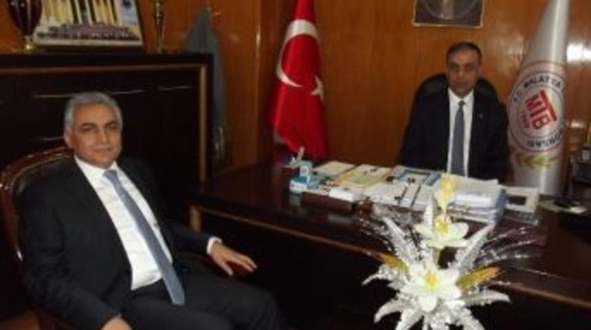 Emniyet M&uuml;d&uuml;r&uuml; &Ouml;mer Urhal&rsquo;dan Mtb Başkanı G&uuml;rsel &Ouml;zbey&rsquo;e Ziyaret