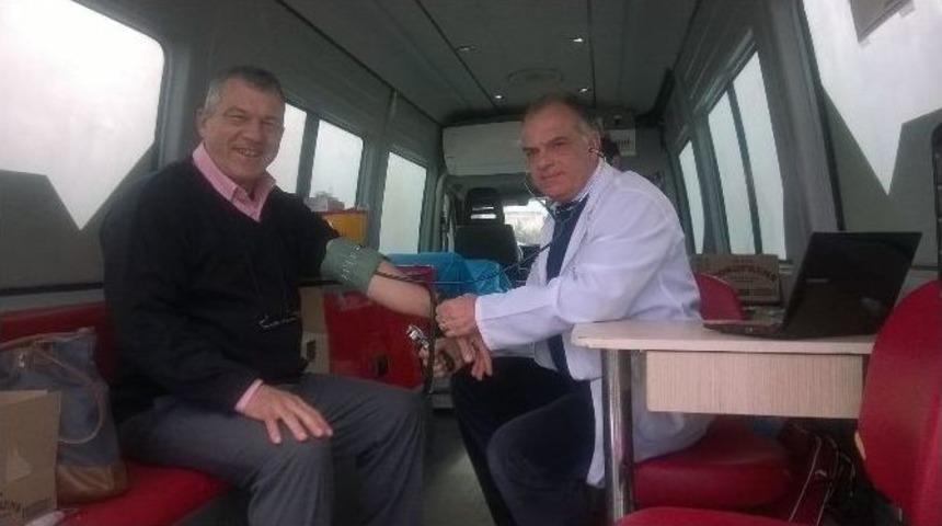 Muhtarlardan Kızılay&rsquo;a Destek