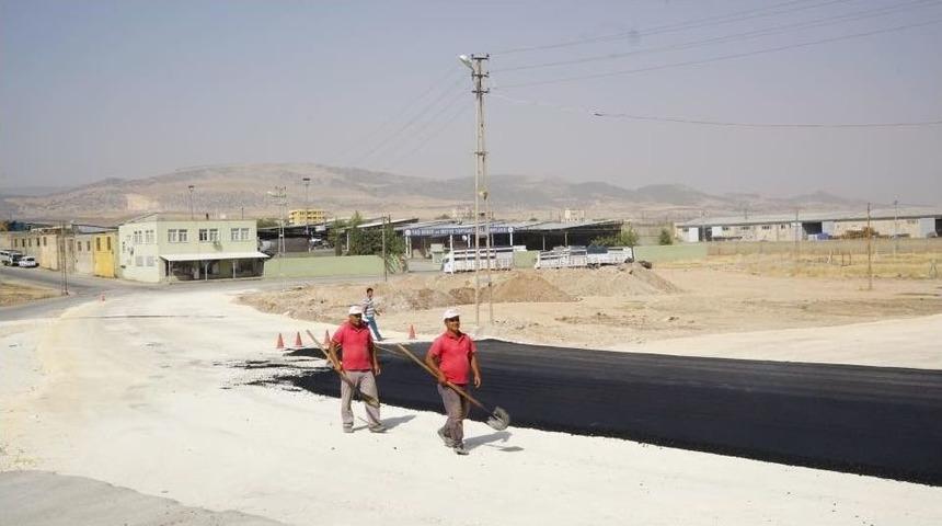 Sebze Hali Yolu Ve &Ccedil;evresinde Asfalt &Ccedil;alışması Tamamlandı