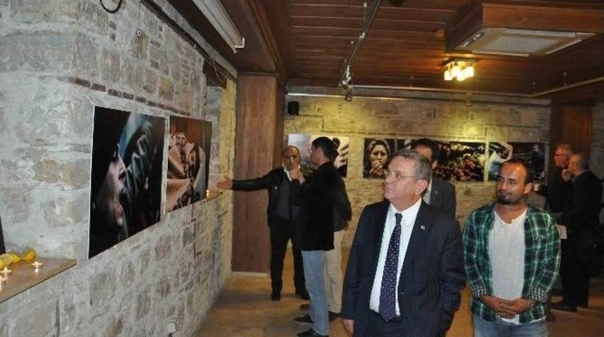 Kuşadası’nda Tekel Direnişi Fotoğraf Sergisi