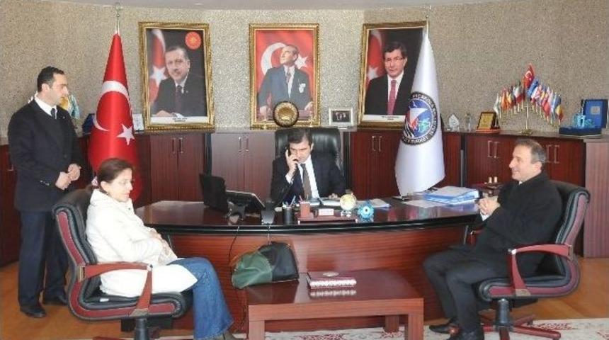 Chp Ak&ccedil;akoca Yeni Y&ouml;netimi Başkan Yemenici&rsquo;yi Ziyaret Etti