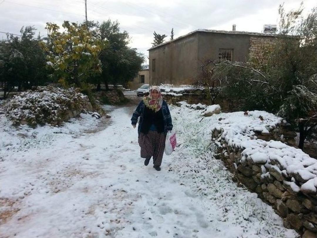 Mut&rsquo;a 10 Yıl Aradan Sonra Kar Yağdı