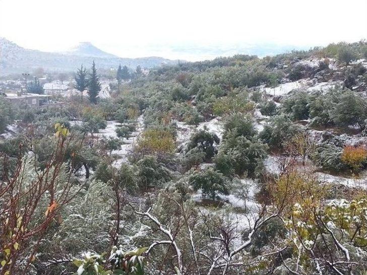 Mut’a 10 Yıl Aradan Sonra Kar Yağdı G1