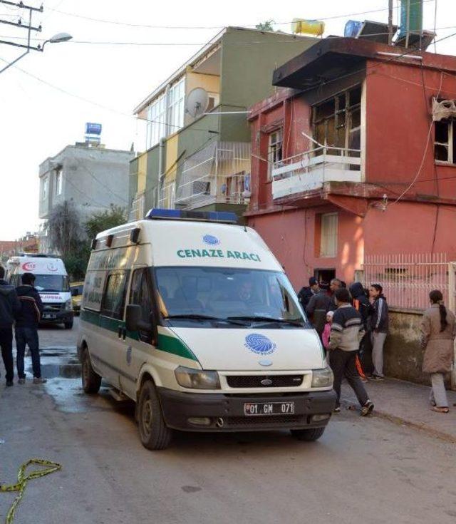 Adana'da Evdeki Yangında 2 Kız Çocuğu Yanarak Öldü (2)