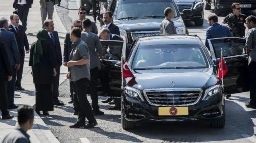 Cumhurbaşkanı Erdoğan Ak Parti İl Başkanlığı'nda (1)