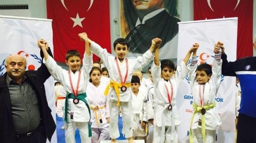 Minik Judocular, Hasan Gemicide Buluştu