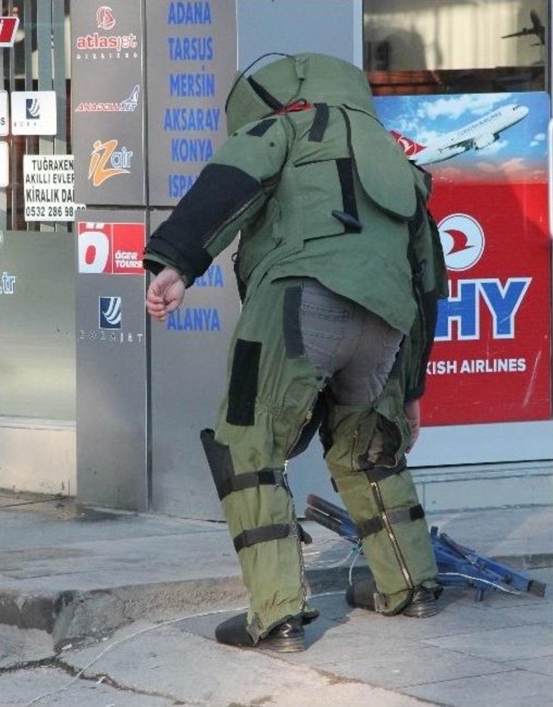 Ş&uuml;pheli Paket Bu Kez Vatandaşı G&uuml;ld&uuml;rd&uuml;