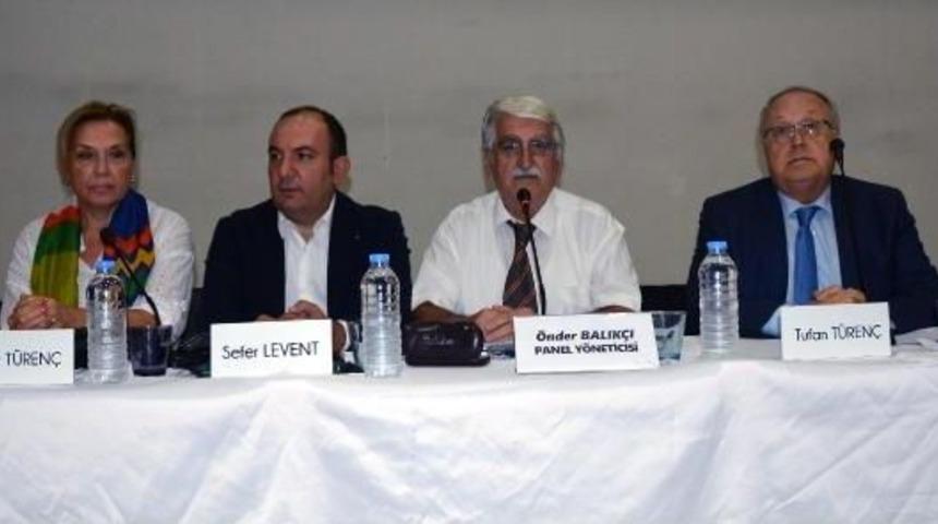Bandırma'daki Panelde, Basın &Ouml;zg&uuml;rl&uuml;ğ&uuml; Ve Ekonomi Konuşuldu