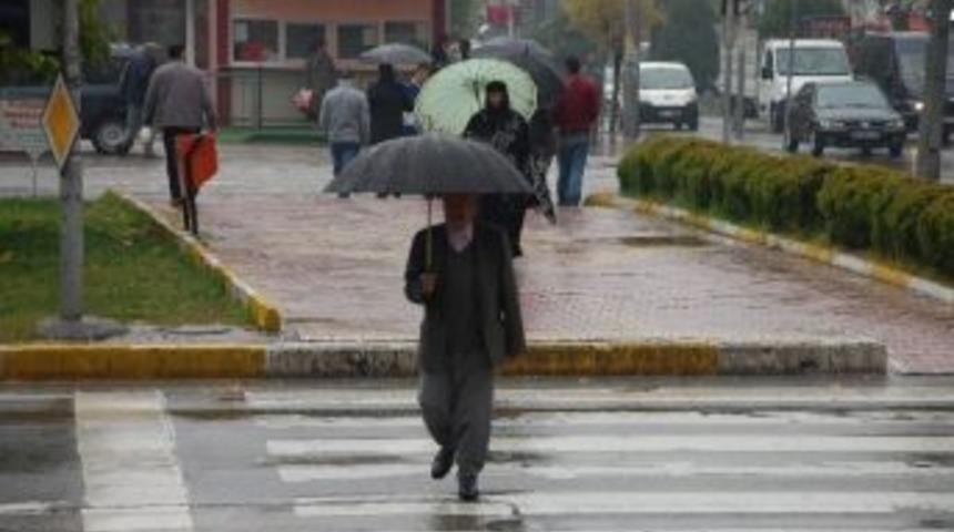 Adıyaman&rsquo;da, Yoğun Yağmur Yağışı