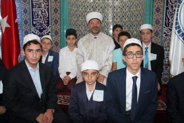 Diyanet İşleri Başkanı Erbaş: Kuran-I Kerim'e Iman Etmek, En Önemli Vazifelerimizden Birisidir