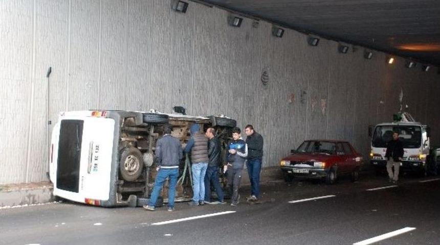 Diyarbakır&rsquo;da Trafik Kazası: 1 Yaralı