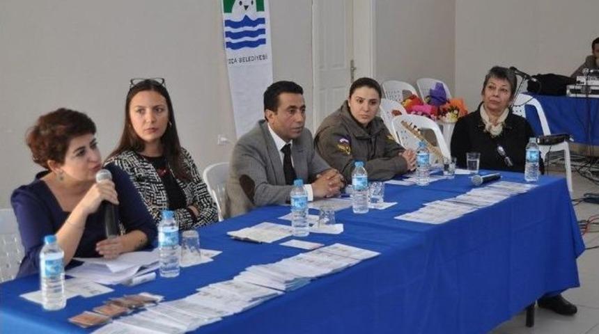 Fo&ccedil;a, &rsquo;kadına Şiddete Hayır&rsquo; Dedi